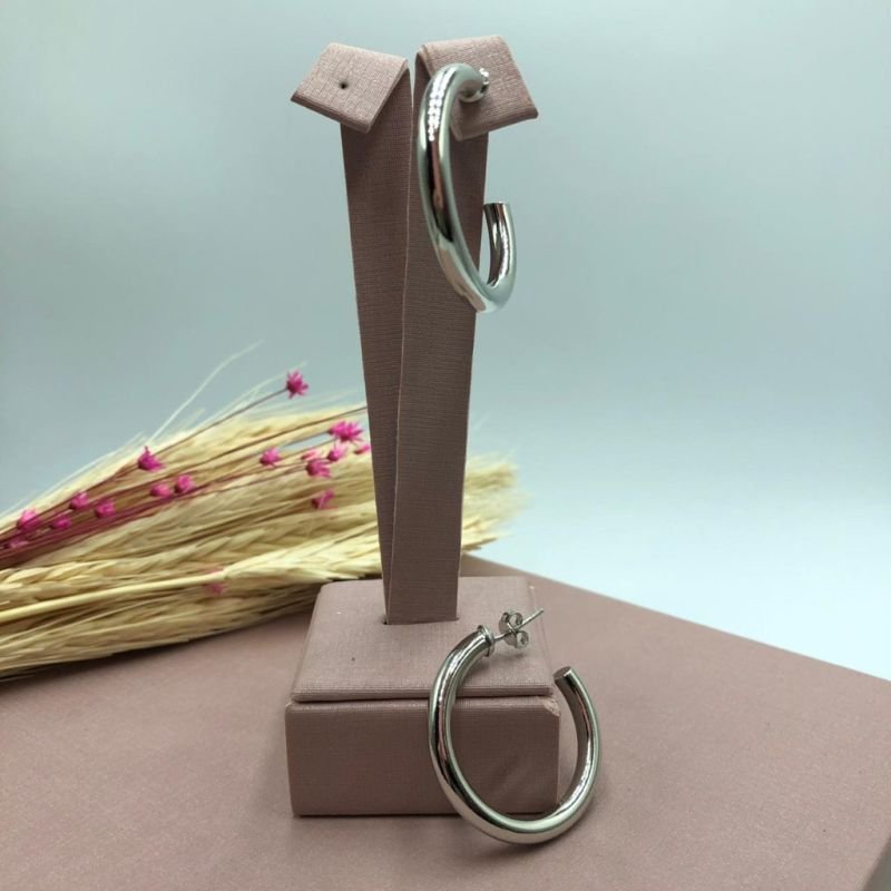 ARGOLA FOLHEADA A PRATA LISA TUBULAR 2,5 CM