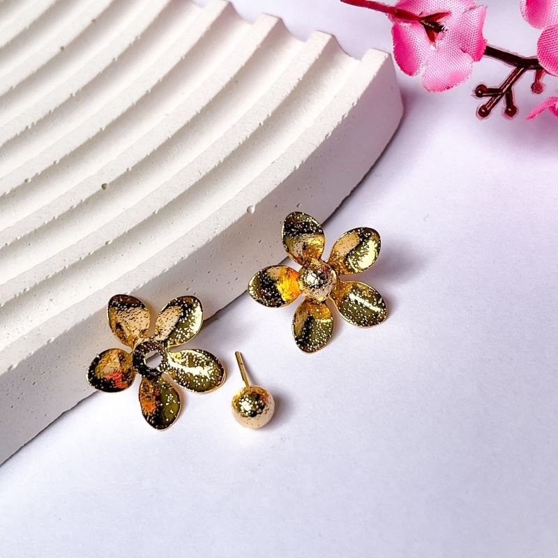 BRINCO FOLHEADO A OURO 18K - 2 EM 1 FLOR