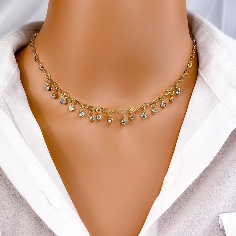 COLAR CHOKER FOLHEADO A OURO 18K - CORRENTE MINI CORAÇÕES E PONTOS DE LUZ