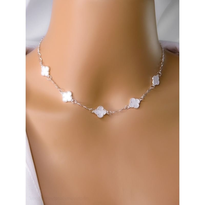 COLAR FOLHEADO A PRATA - TREVO ESMALTADO BRANCO