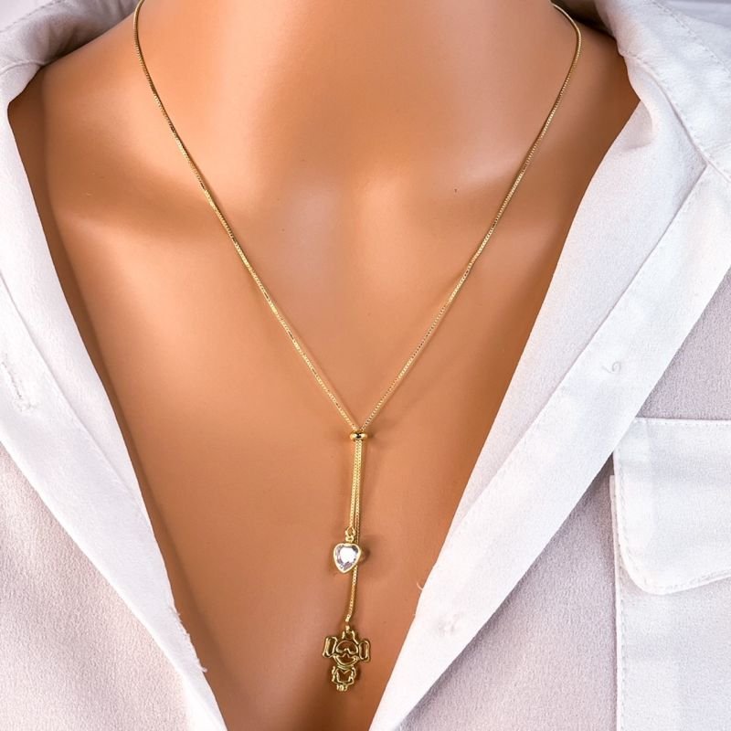 COLAR GRAVATA FOLHEADO A OURO 18K - MENINA