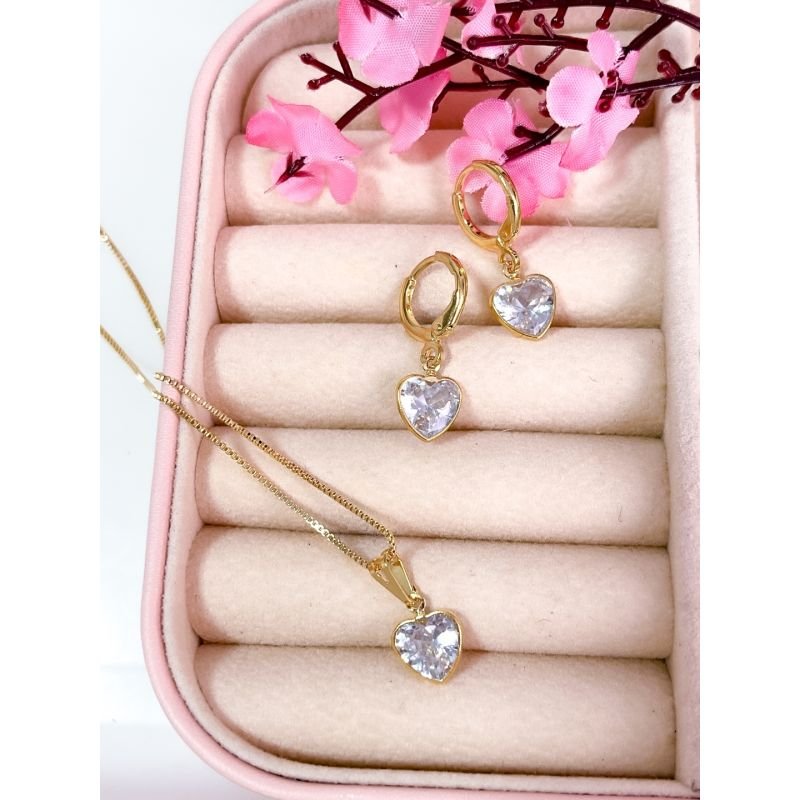 CONJUNTO FOLHEADO A OURO - PINGENTE CORAÇÃO ZIRCONIA