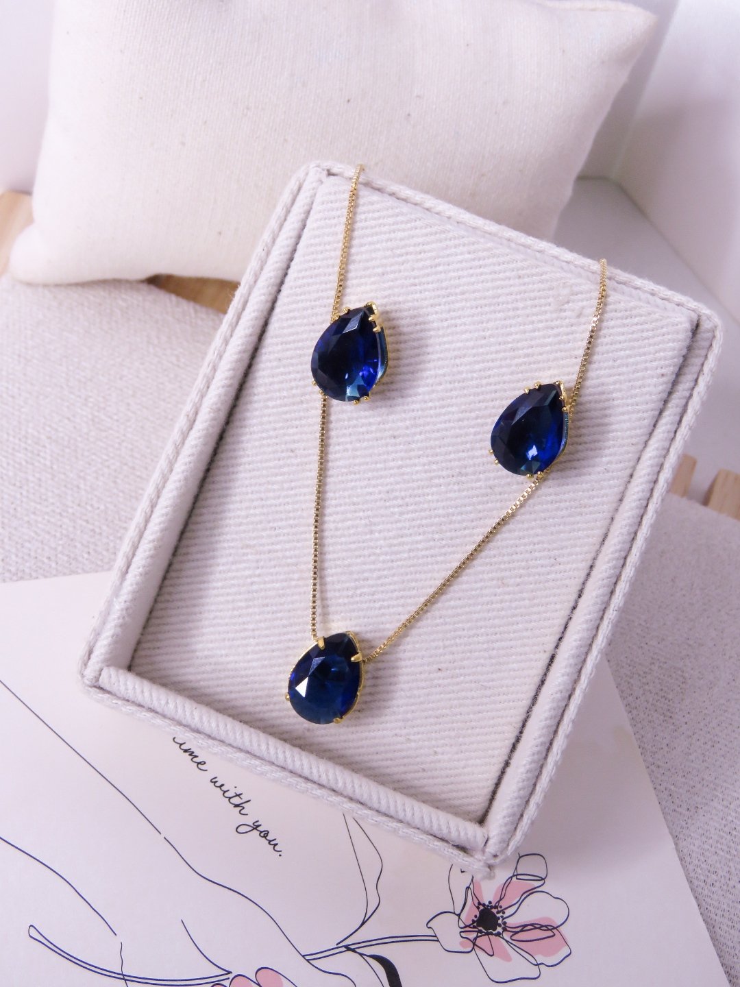 CONJUNTO FOLHEADO A OURO 18K PINGENTE ZIRCONIA GOTA AZUL ESCURO
