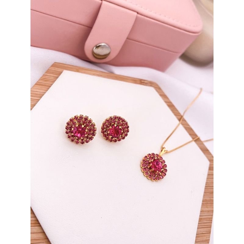 CONJUNTO FOLHEADO A OURO STRASS BOTÃO - ROSA