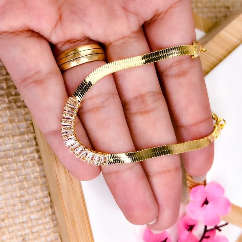 PULSEIRA FOLHEADA A OURO 18K - FITA COM ZIRCONIA BAGUETE CRISTAL