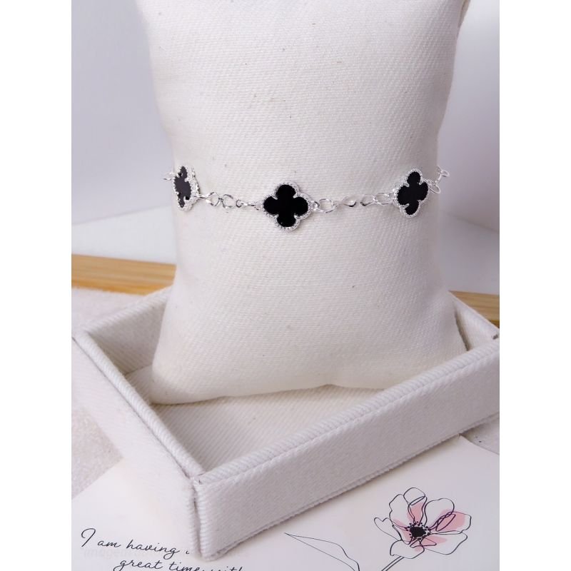 PULSEIRA FOLHEADA A PRATA - TREVO VIRGINIA PRETO